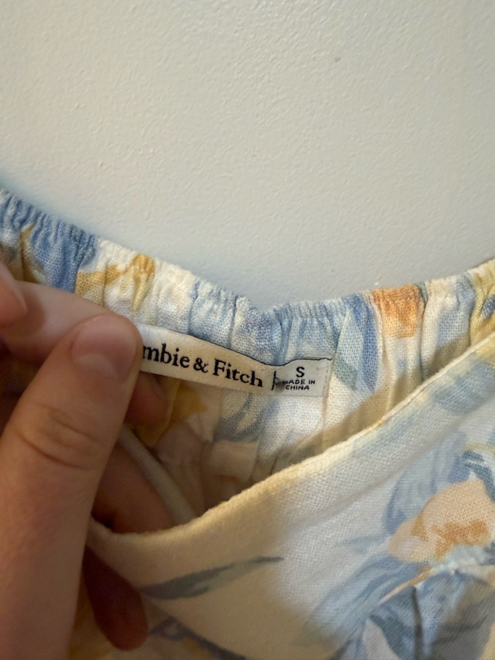 Abercrombie and fitch dress - Picture 3 of 5